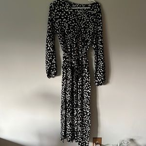 Black and Cream Maxi Dress with waist tie